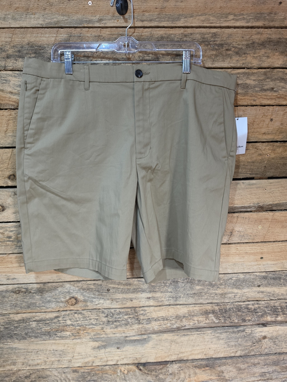 Men's Classic Khaki Shorts